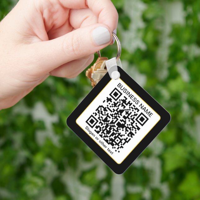 Chaveiro Código QR editável digitalizável + nome da sua emp (Mão)