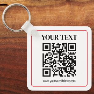 Chaveiro Código QR simples preto e branco com borda vermelh