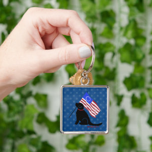 Chaveiro com Bandeira Americana e Labrador Preto P