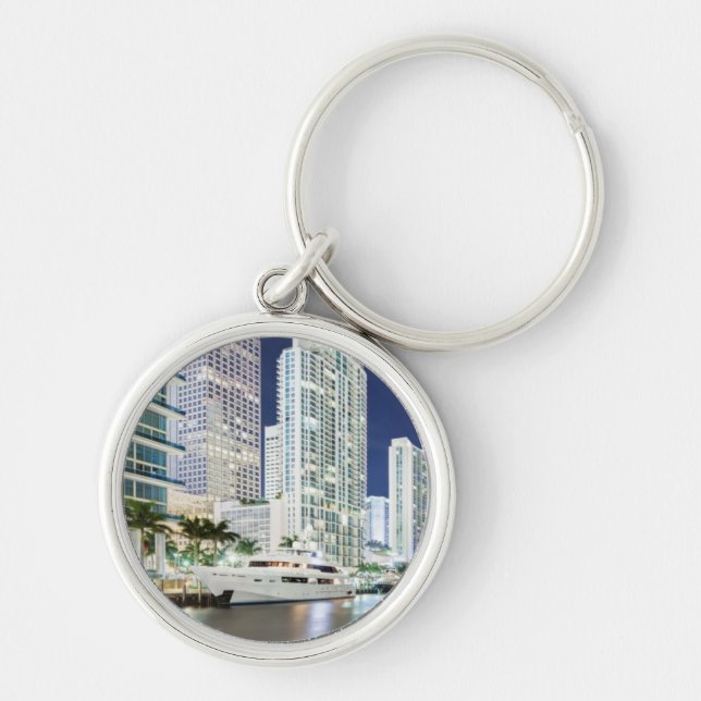 Chaveiro Construções ao longo do rio Riverwalk de Miami (Frente)