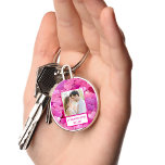 Chaveiro Corações Rosa Púrpura Compartilham Minhas Fritas<br><div class="desc">Leve o amor para onde quer que vá com este chaveiro de acrílico personalizado! Apresentando uma foto romântica de um casal e corações roxos e rosa,  brincalhões,  esta legenda de chaveiro,  "Eu compartilharia minhas batatas fritas com vocês. Isso é amor",  acrescenta um toque encantador.</div>