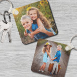 Chaveiro Crianças De Dois Lados Personalizados Duas Fotogra<br><div class="desc">Crie uma manutenção personalizada com este chaveiro de fotos de crianças de dois lados, perfeito para pais ou avós que querem mostrar duas fotos diferentes. Mostre uma imagem favorita na frente e outra no verso, permitindo-lhe mostrar esses momentos especiais da vida do seu filho. Embora seja ideal para fotos de...</div>