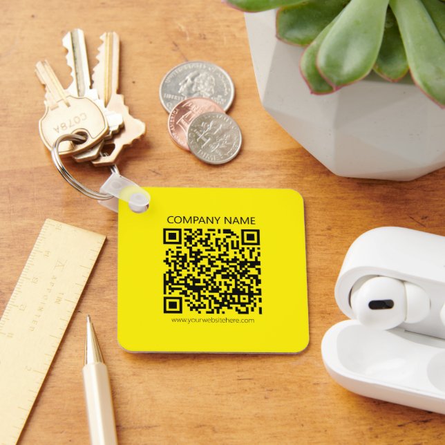 Chaveiro Crie um Código QR | Facilmente Visto Amarelo Preto (Mesa)