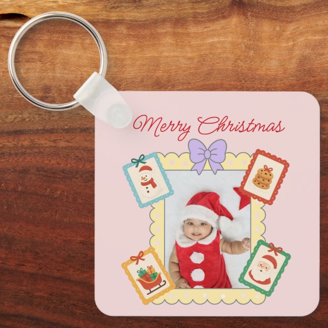 Chaveiro Cute Holiday Collage with Festive Pastel Frames (Frente)