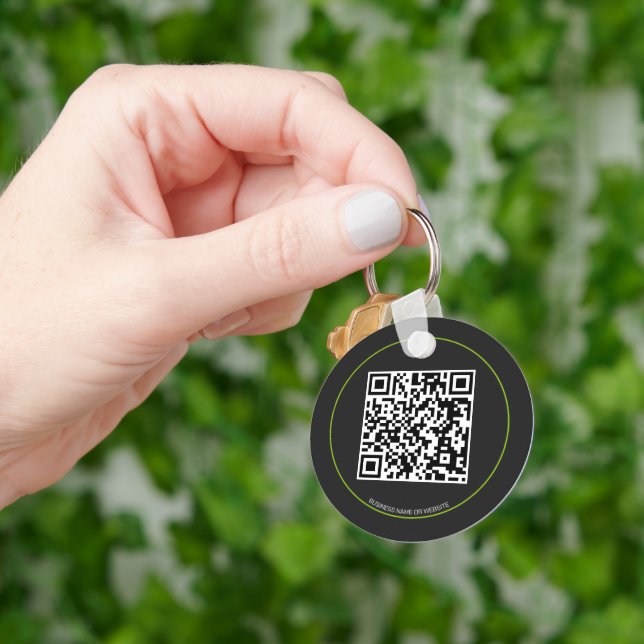 Chaveiro de Código QR Personalizado (Mão)