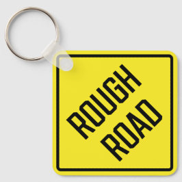 Chaveiro de Praça Metálica em Rough Road