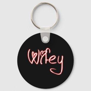 Chaveiro de Wifey - Vermelho branco preto com font