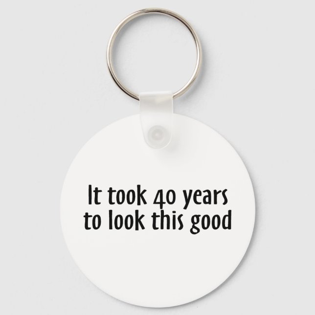 Chaveiro Demorou 40 Anos Para Parecer Bem (Frente)