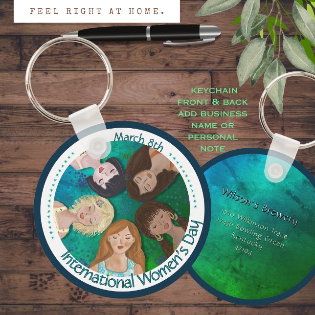 Chaveiro Dia Internacional da Mulher com Diversas Personage (International Women's Day with Diverse Characters Keychain)