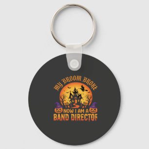 Chaveiro Diretor de Banda de Halloween Vassoura de Bruxa Ca