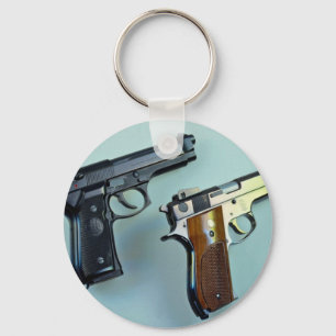 Chaveiro Dois .45 arma automática do calibre para amantes