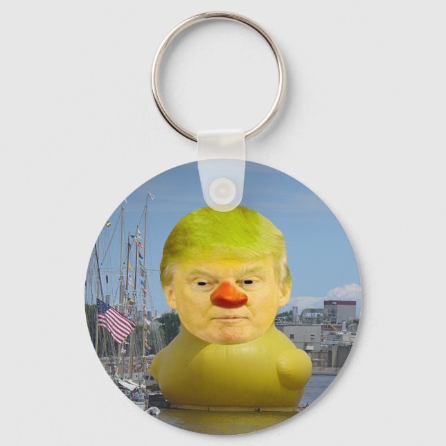 Chaveiro Donald Trump Borracha Yellow Duck ButChaveiro (Frente)
