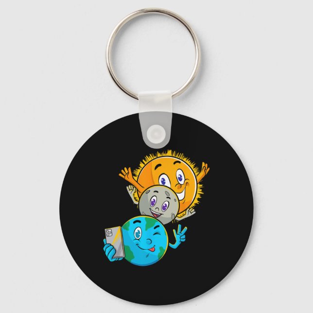 Chaveiro Eclipse 2024 Funny Earth Sun Moon Selfie Space Kid (Frente)