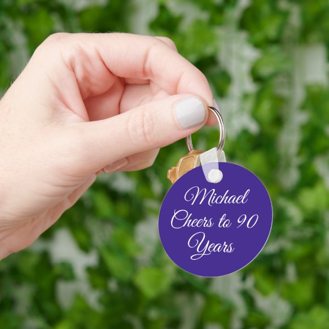 Chaveiro Elegant Purple 90th Birthday Keychain (Mão)