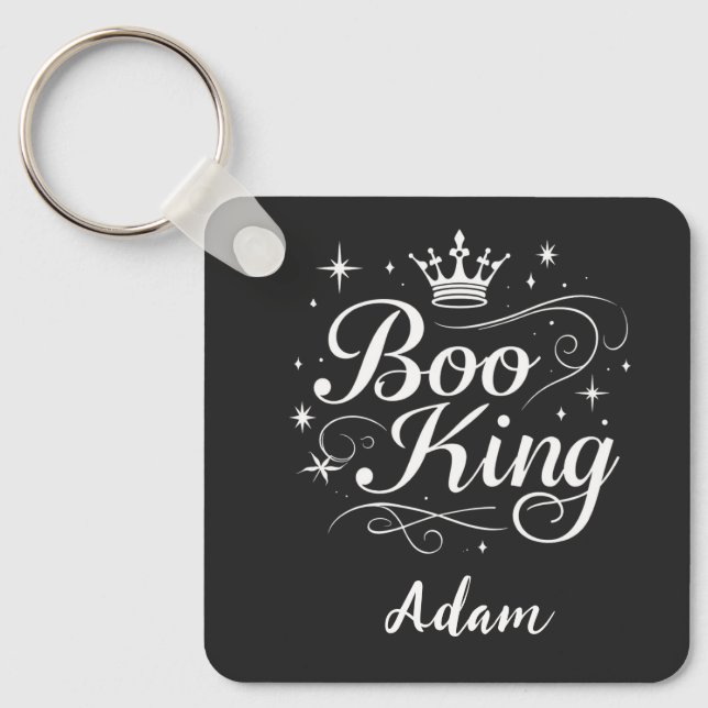 Chaveiro Elegante "Boo King" Nome Halloween Calliografia (Frente)