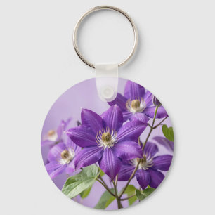 Chaveiro Elegante Flor de Clematite Roxa em Flor