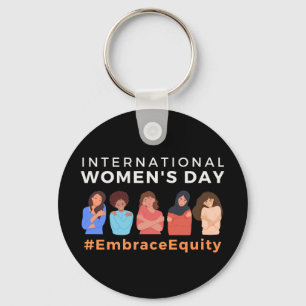 Chaveiro Embrace Equity International Women's Day 2023