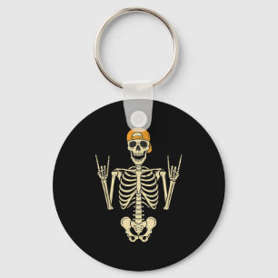 Chaveiro Esqueleto Skatista Rocker Com Boné Halloween Punk