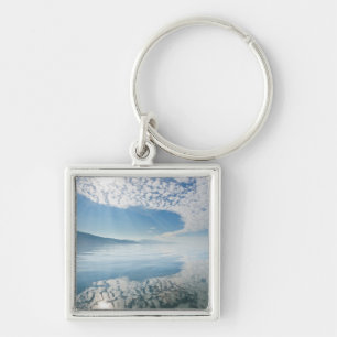 Chaveiro EUA, Alaska, Baía da Água fresca. Nuvens Refleti