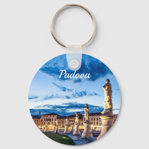 Chaveiro Fila de estátuas iluminadas em Padova