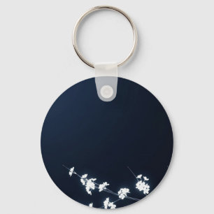 Chaveiro Flor de Cerejeira Branca Fundo Azul-Marinho