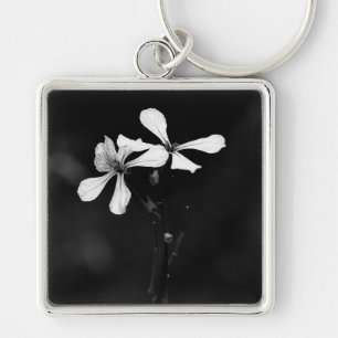 Chaveiro floral preto e branco mínimo