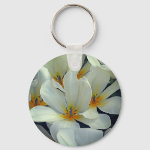 Chaveiro Flores brancas e amarelas fecham
