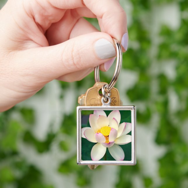 Chaveiro Flores | Flor de Água Lotus (Mão)