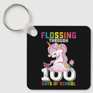 Chaveiro Flossing Através de 100 Dias de Unicórnio Escolar