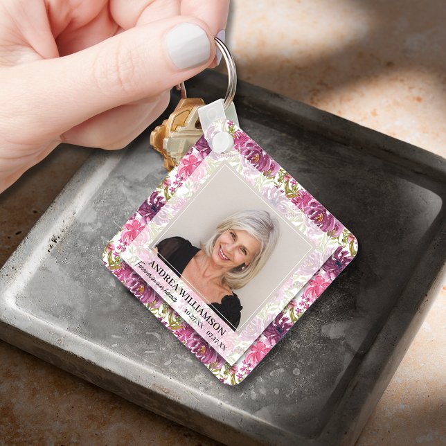Chaveiro Foto Floral Memorial para sempre (Forever in our Hearts photo on floral background double-sided keepsake keychain)