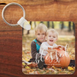 Chaveiro Foto personalizada "abençoada" do script elegante<br><div class="desc">Adicione sua foto favorita de suas últimas férias,  casamento ou ocasião especial.</div>
