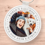 Chaveiro Foto simples do melhor Pai de cachorro do mundo<br><div class="desc">Este design simples e clássico é composto por tipografia serif e adiciona uma foto personalizada.</div>