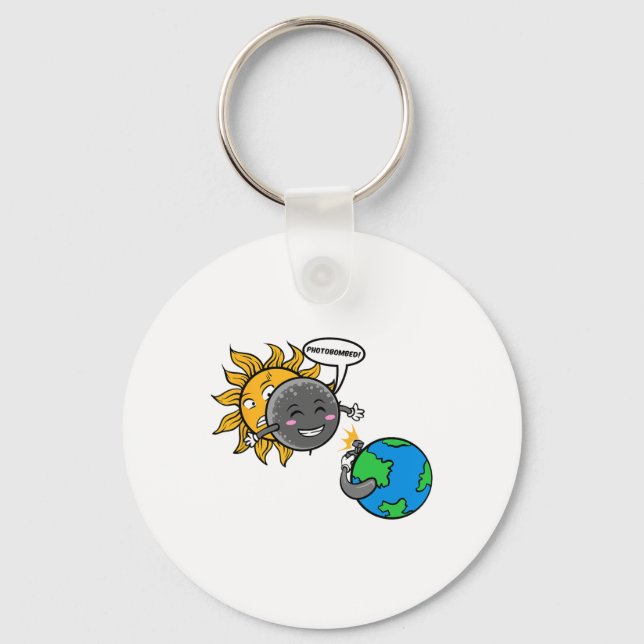 Chaveiro Fotobomb! Eclipse Solar Total Gráfico Adorável 202 (Frente)