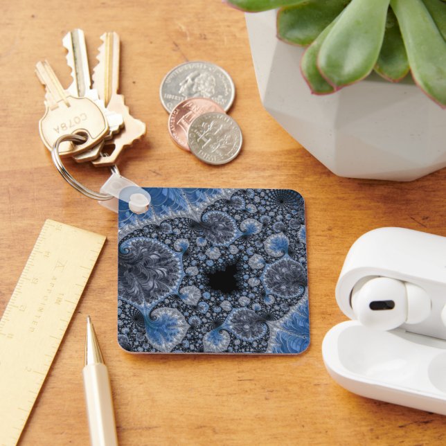 Chaveiro Fractal Intricista Azul-abstrato e Preto (Mesa)