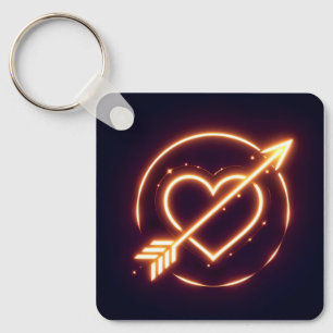Chaveiro glowing image of a heart with cupid's arrow