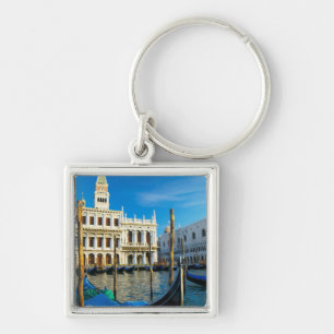 Chaveiro Gôndolas no Grande Canal perto do Palácio do Doge