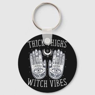 Chaveiro Halloween Thick Thighs Witch Vibes