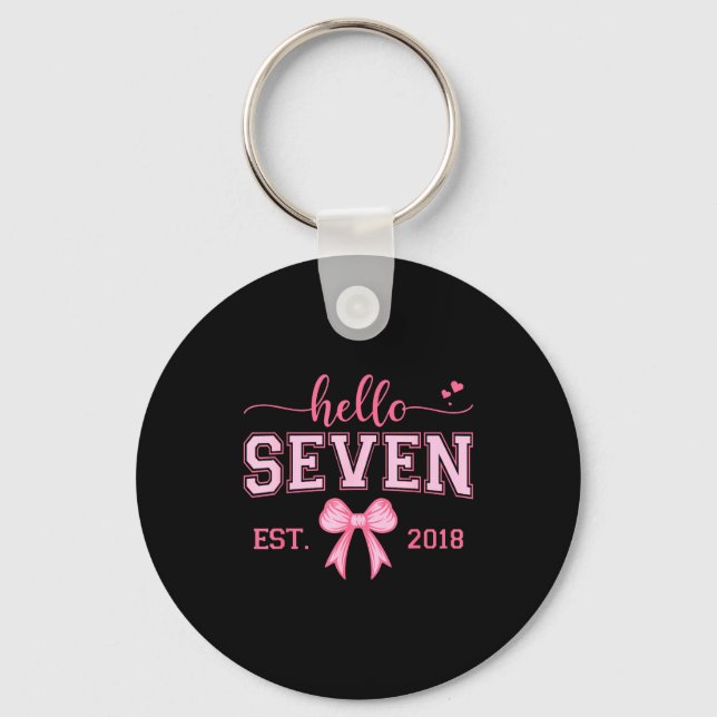 Chaveiro Hello Seven Est 2018 Coquette Bow 7th Birthday Gir (Frente)