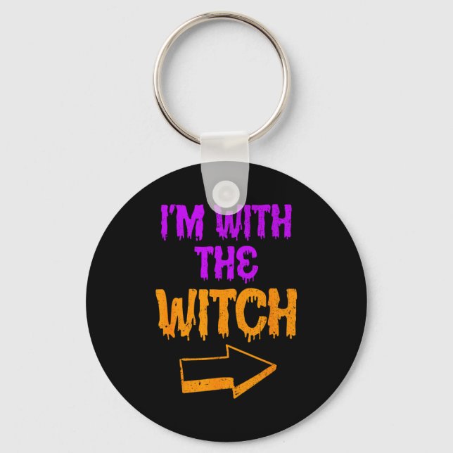Chaveiro I’m With The Witch Funny Halloween Matching Couple (Frente)