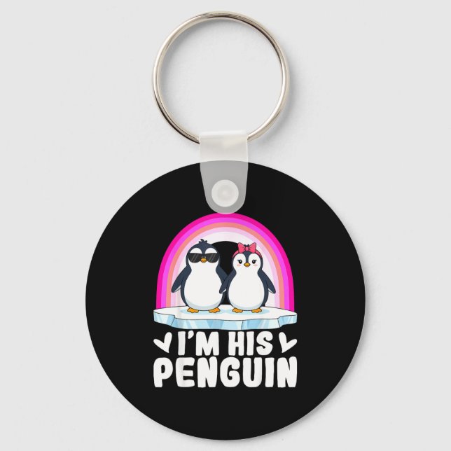 Chaveiro I'm Her Penguin Matching Couple Valentine Love Hea (Frente)