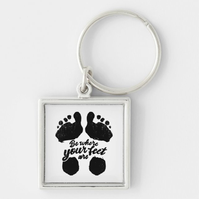 Chaveiro Impressão de "Estar onde estão seus pés" preto e b (Frente)