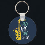 Chaveiro Jazz, Os Dois Torneiros De Música Engraçados<br><div class="desc">Orquestra retrorreflectora Vintage e design de fã de música jazz para aqueles tocando violino e saxofone em uma banda de música ou sinfonia. Legal mercadoria clássica do jazz para saxofonista, violinista, músico e artista. Música engraçada e humorada trocadilhada para violino e professor de saxofone, fã de orquestra e aqueles que...</div>