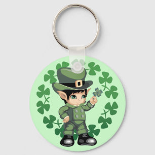 Chaveiro Leprechaun pequeno com trevos