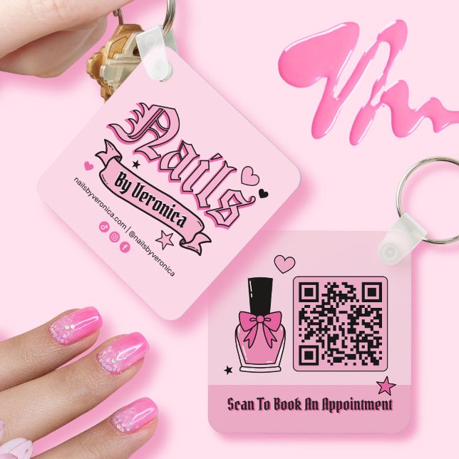 Chaveiro Letras Góticas Rosa e Preto Código Qr Tecnologia d (Pink and Black Gothic Lettering Qr Code Nail Tech Keychain)