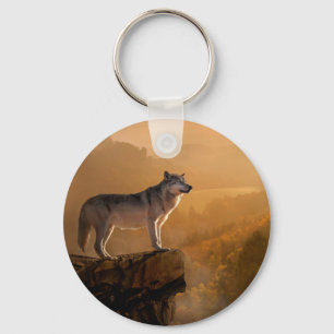 Chaveiro lobo-Cinza em pé sobre uma pedra na floresta