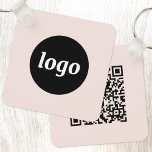 Chaveiro Logotipo simples Código QR Código comercial - Cor-<br><div class="desc">Adicione seu próprio logotipo e código QR a este design profissional minimalista impressionante. Excelente para marcas de funcionários ou como promocional para seus funcionários,  clientes e clientes. Ideal para um show comercial ou evento corporativo.</div>