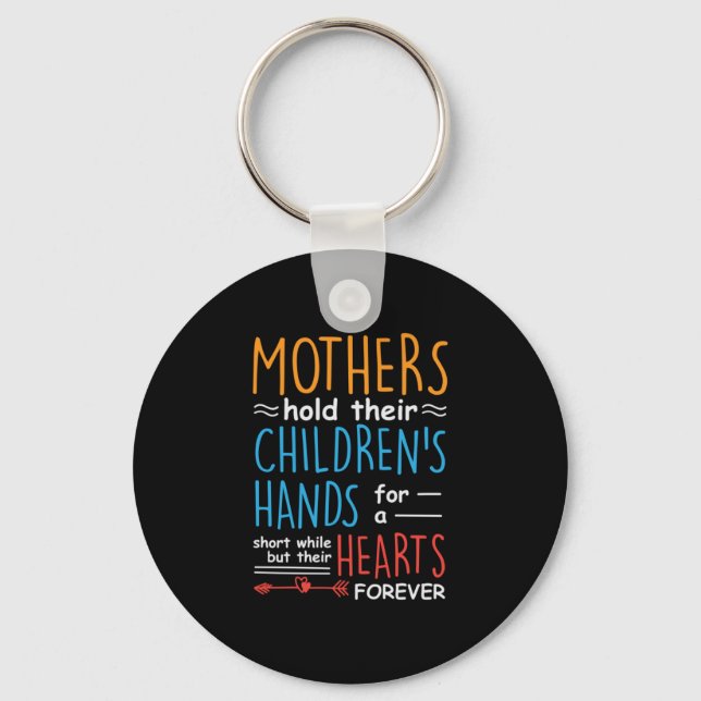 Chaveiro Mamãe Presente Mães Seguram As Mãos Dos Filhos (Frente)