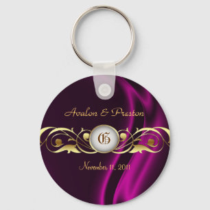 Chaveiro Marquis Pink Silk Gold Scroll Pearl Keychain
