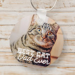 Chaveiro Melhor Pai De Gato De Foto Personalizada De Pet Mo<br><div class="desc">Este design simples e clássico é composto por tipografia serif e adiciona uma foto personalizada</div>