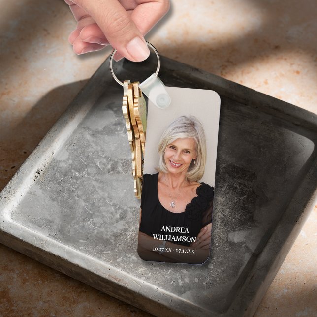 Chaveiro Memorial Fotográfico moderno em memória amorosa (In Loving Memory photo double-sided keepsake aluminum keychain)